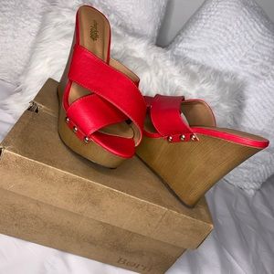 Charlotte Russe Red Wedges